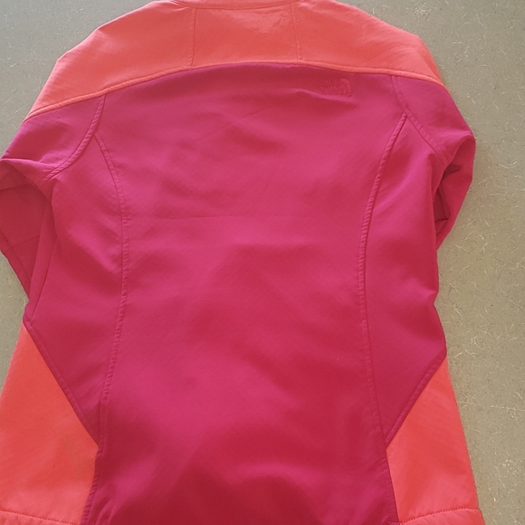 The North Face full zip-up women's jacket - Picture 2 of 8